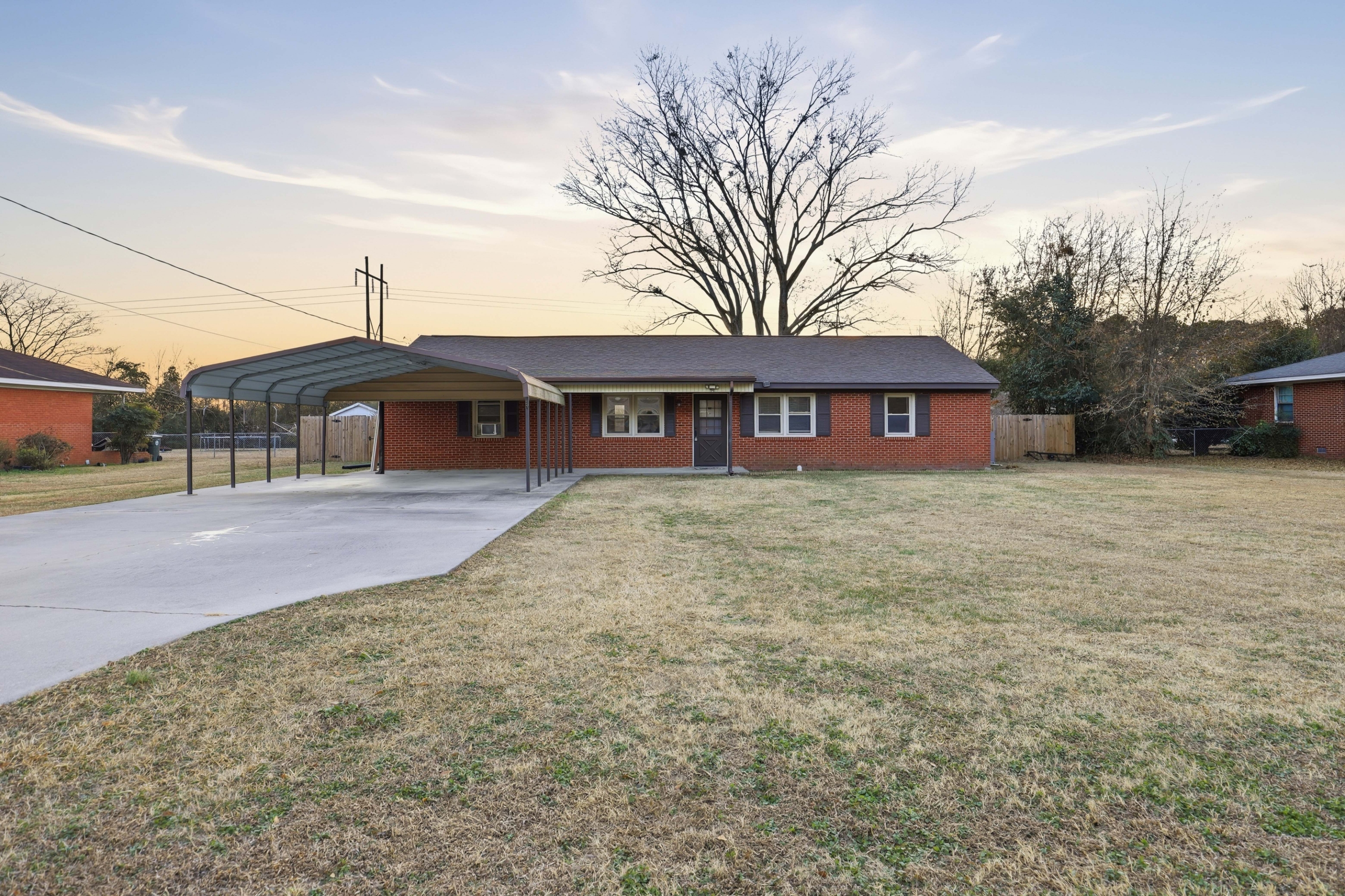 2610 Hill Drive Circle